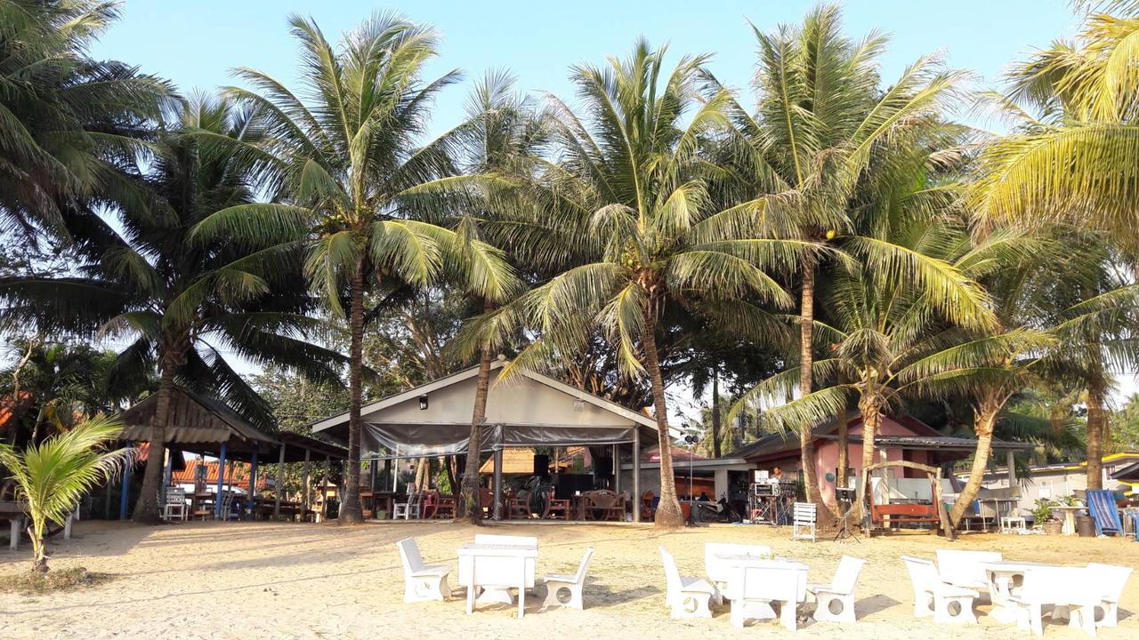 Boom Boom Beach Resort Laem Sing Chanthaburi Exterior photo