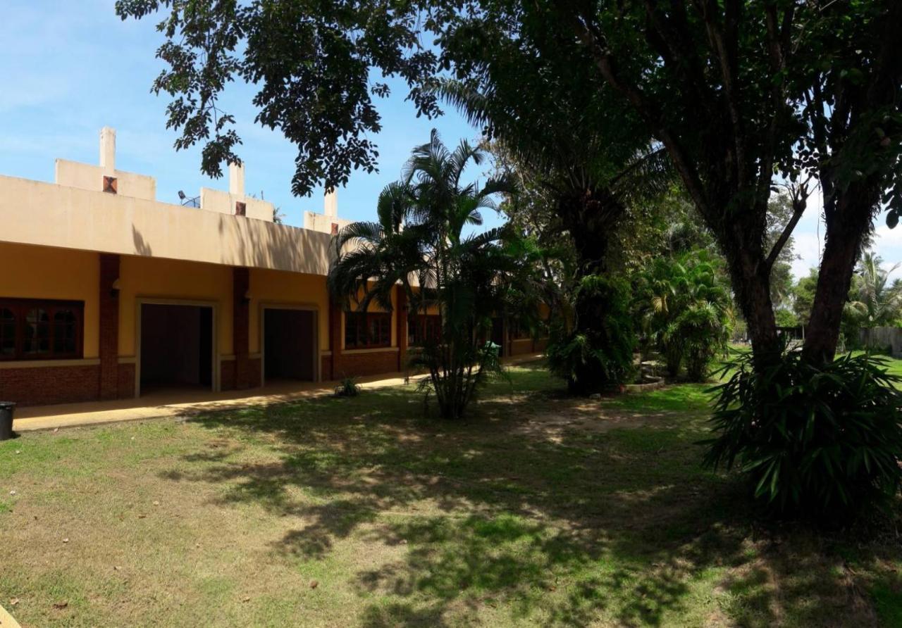 Boom Boom Beach Resort Laem Sing Chanthaburi Exterior photo